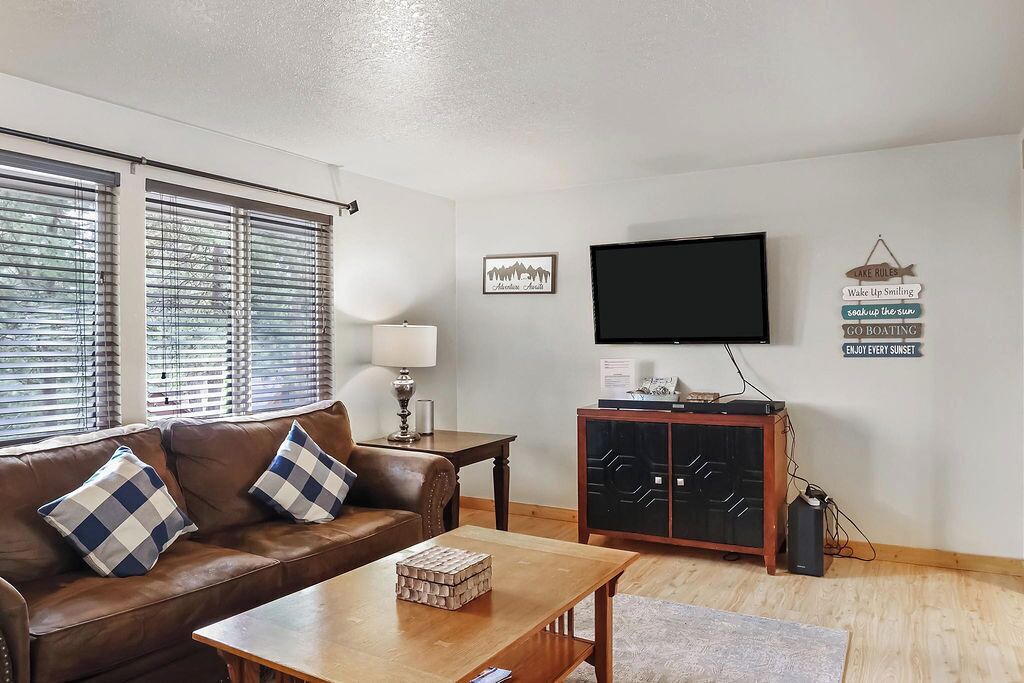 Photo of Livingroom in McCall