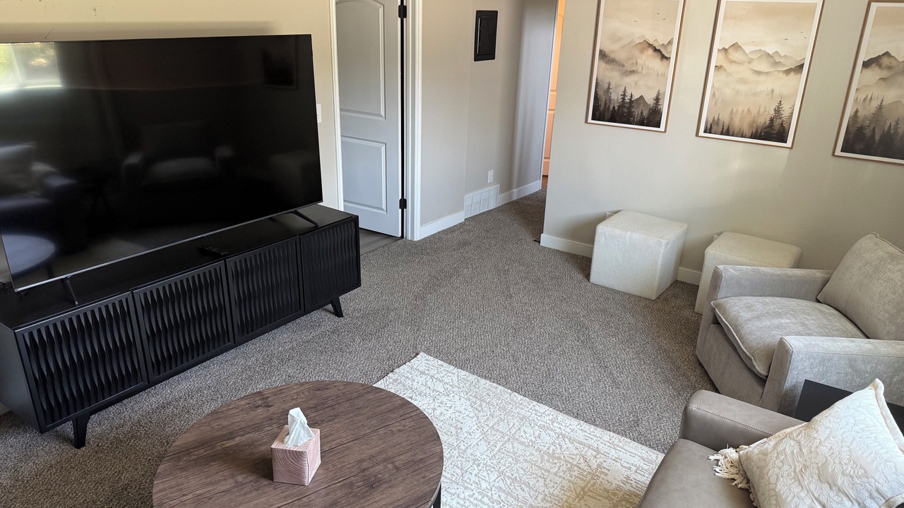 Photo of Livingroom in Harrisville