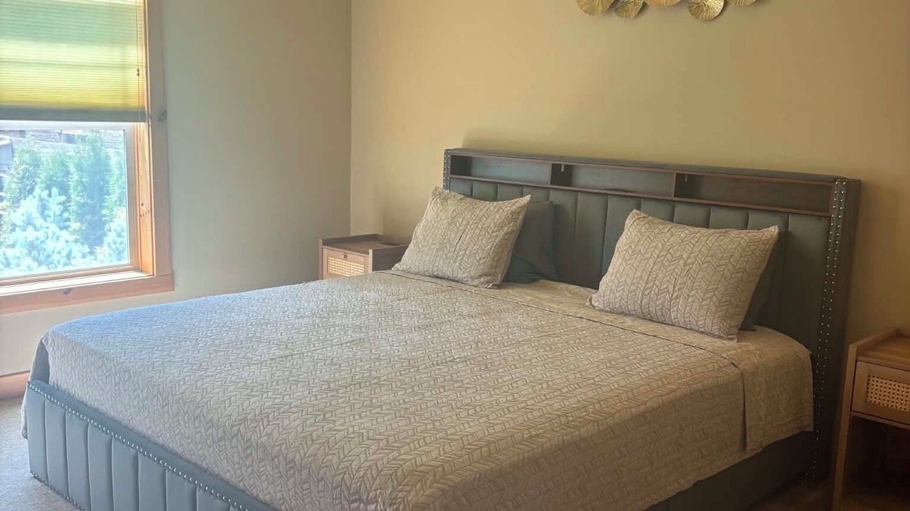 Photo of Bedroom in Gardiner