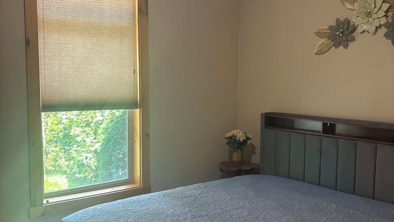 Photo of Bedroom in Gardiner