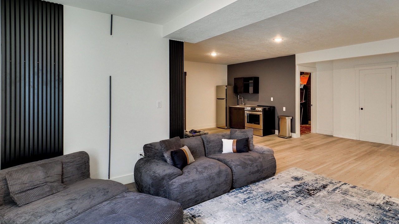 Photo of Livingroom in Tooele