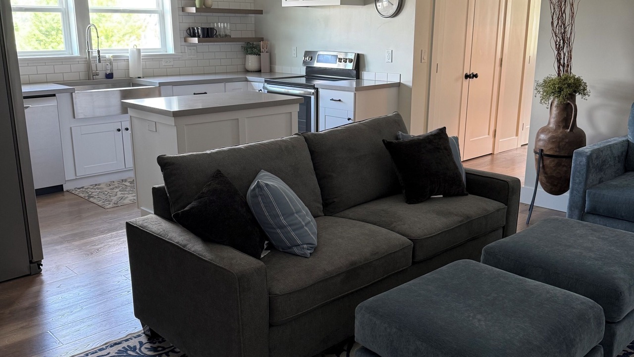 Photo of Livingroom in Pleasant Grove
