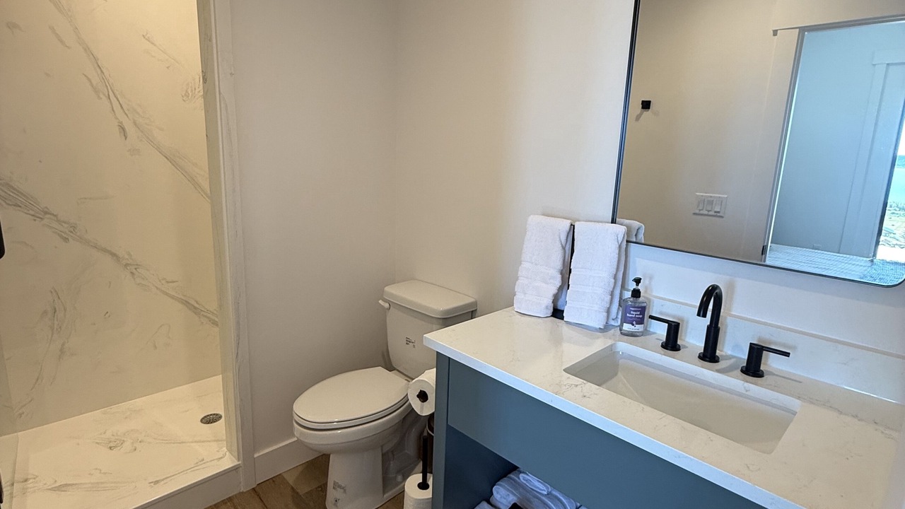 Photo of Bathroom in Garden City
