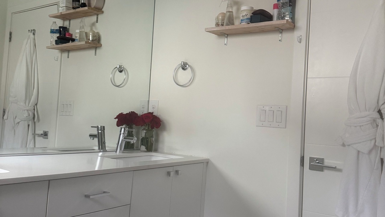 Photo of Bathroom in Columbia City