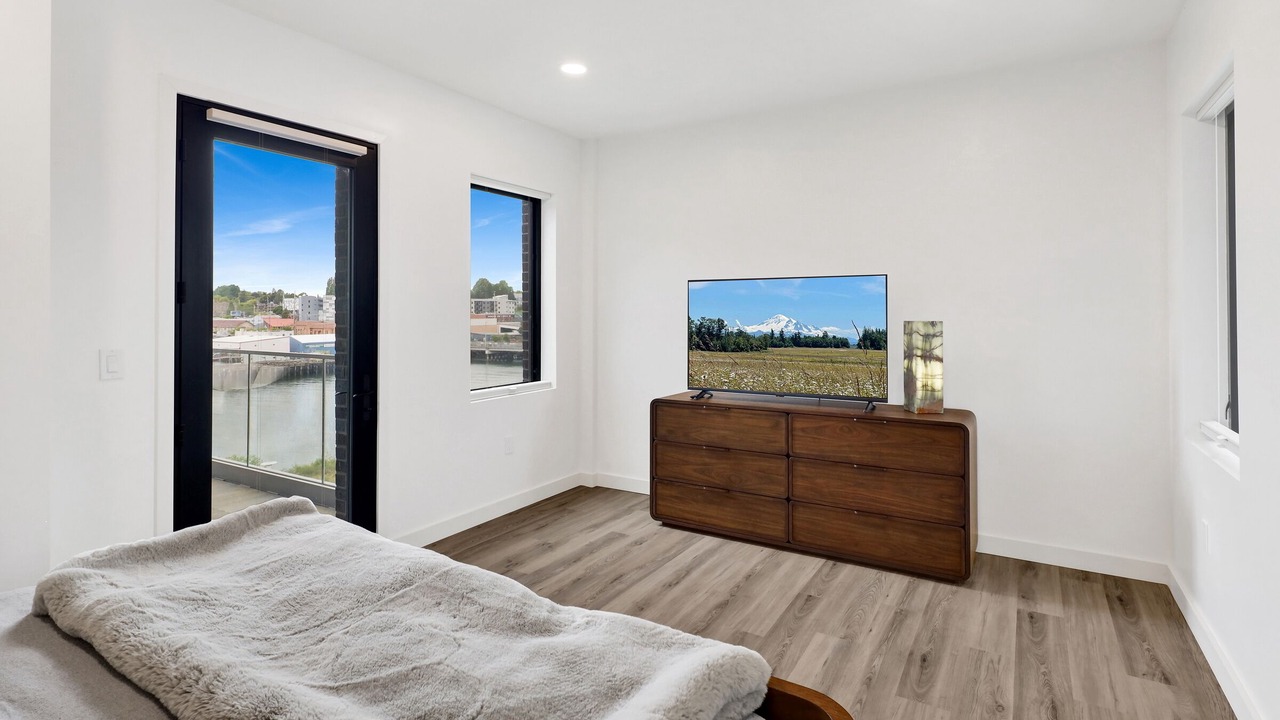 Photo of Bedroom in Central Business District