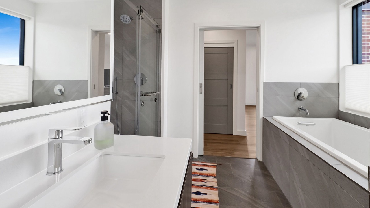 Photo of Bathroom in Central Business District