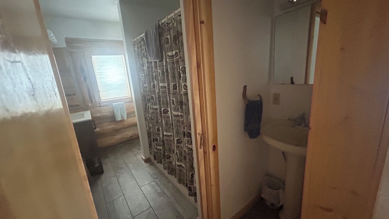 Photo of Bathroom in Dubois