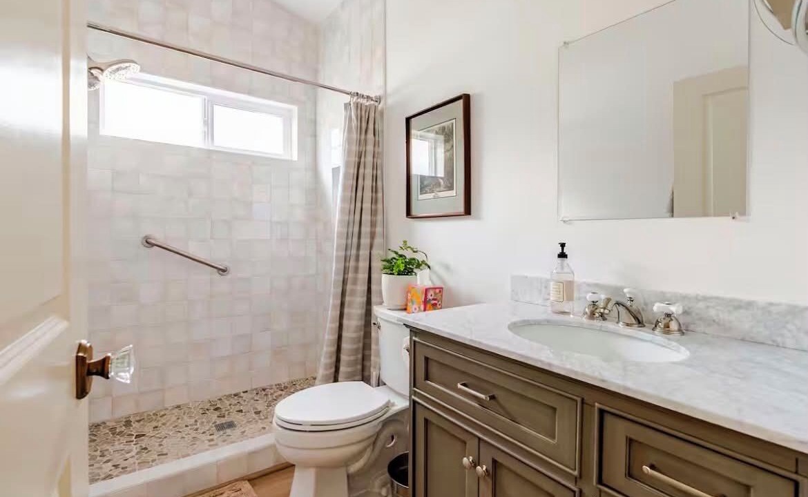 Photo of Bathroom in Monroe