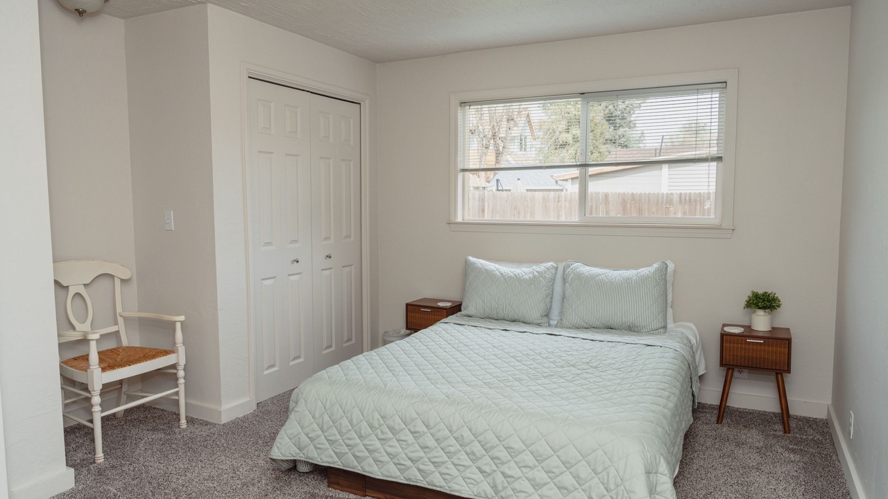 Photo of Bedroom in Veterans Park