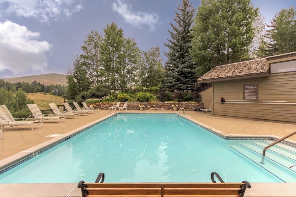 Photo of Outdoor in Elkhorn Village