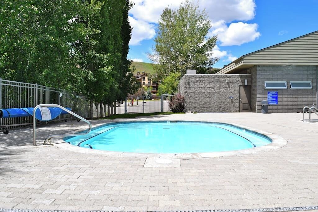 Photo of Outdoor in Elkhorn Village