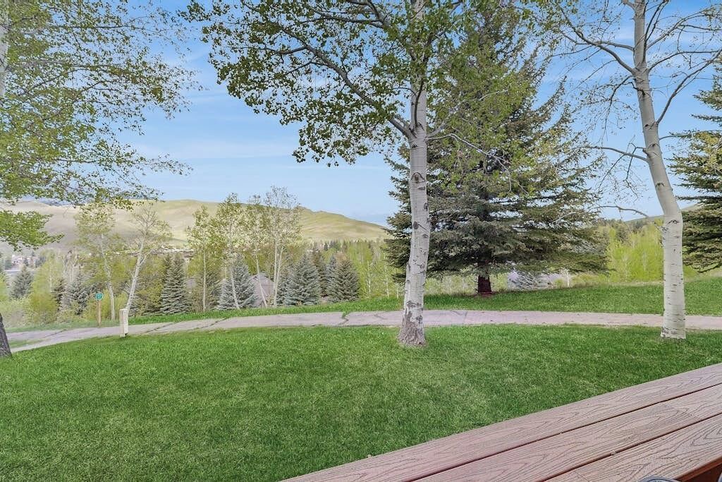 Photo of Outdoor in Elkhorn Village