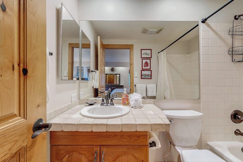 Photo of Bathroom in Elkhorn Village