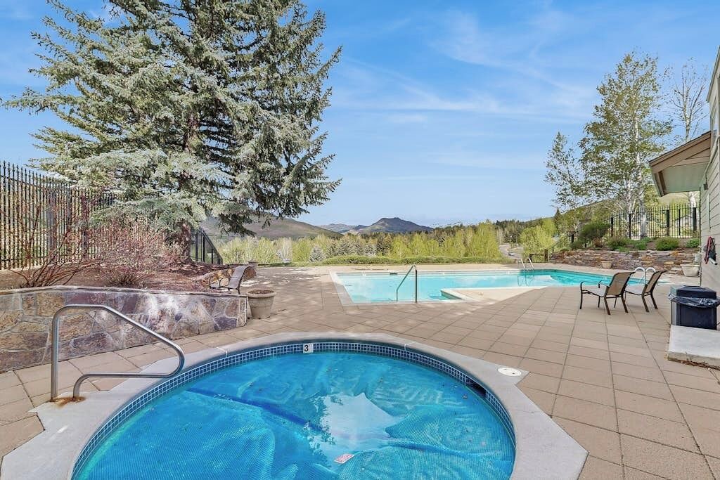 Photo of Outdoor in Elkhorn Village