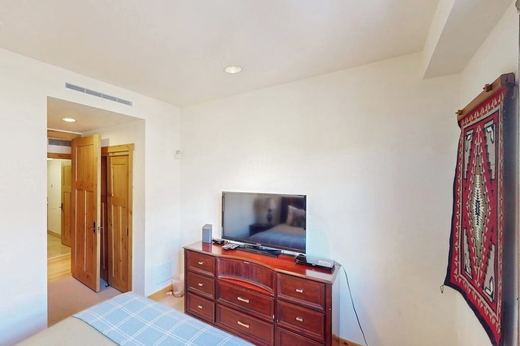 Photo of Bedroom in Elkhorn Village