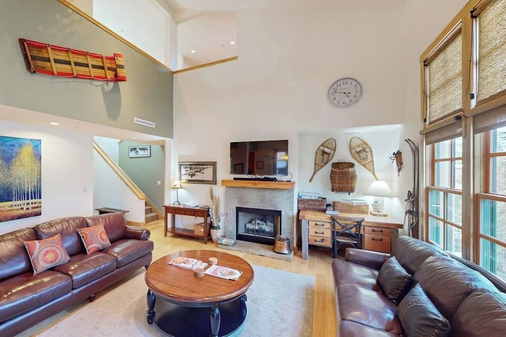 Photo of Livingroom in Elkhorn Village
