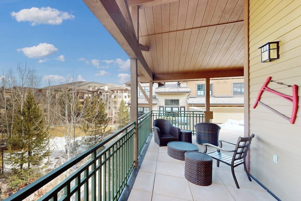 Photo of Outdoor in Elkhorn Village