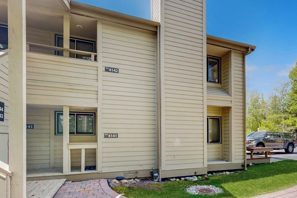 Photo of Outdoor in Elkhorn Village