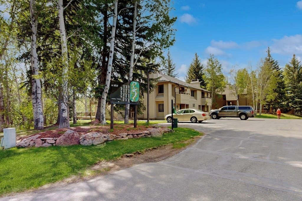 Photo of Outdoor in Elkhorn Village