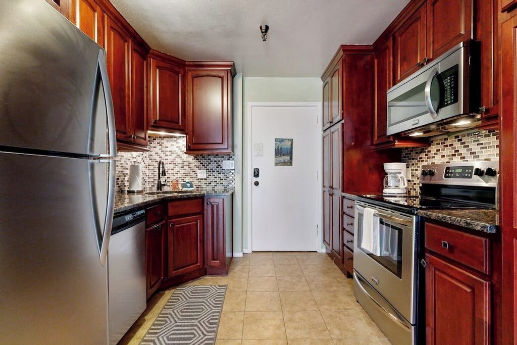 Photo of Kitchen in Elkhorn Village