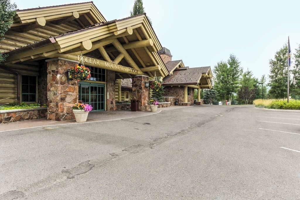 Photo of Outdoor in Elkhorn