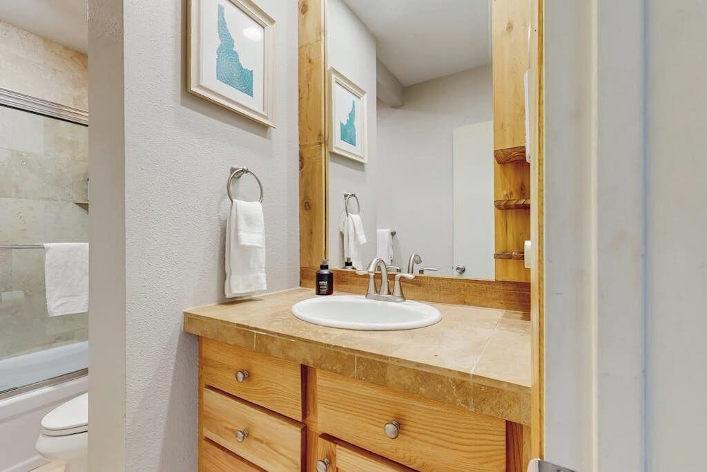 Photo of Bathroom in Elkhorn Village