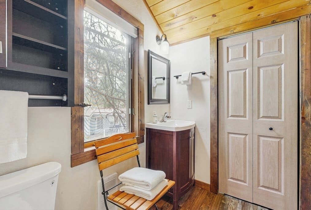 Photo of Bathroom in Woods Bay