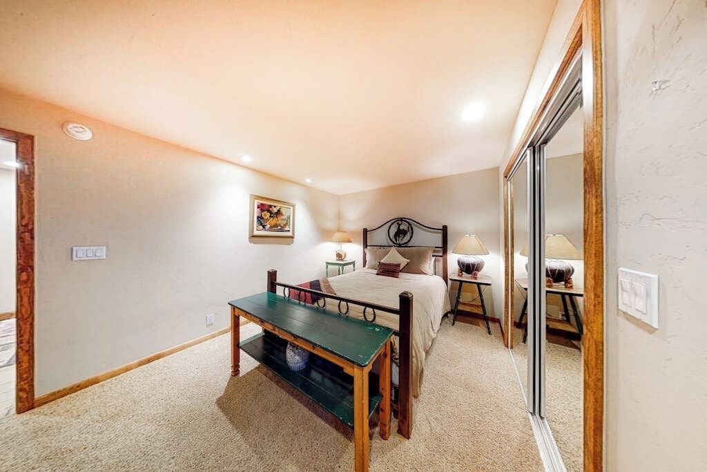 Photo of Bedroom in Warm Springs
