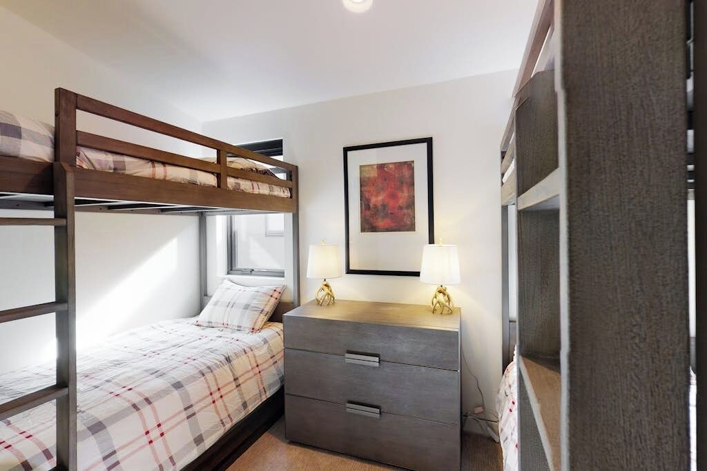 Photo of Bedroom in Warm Springs