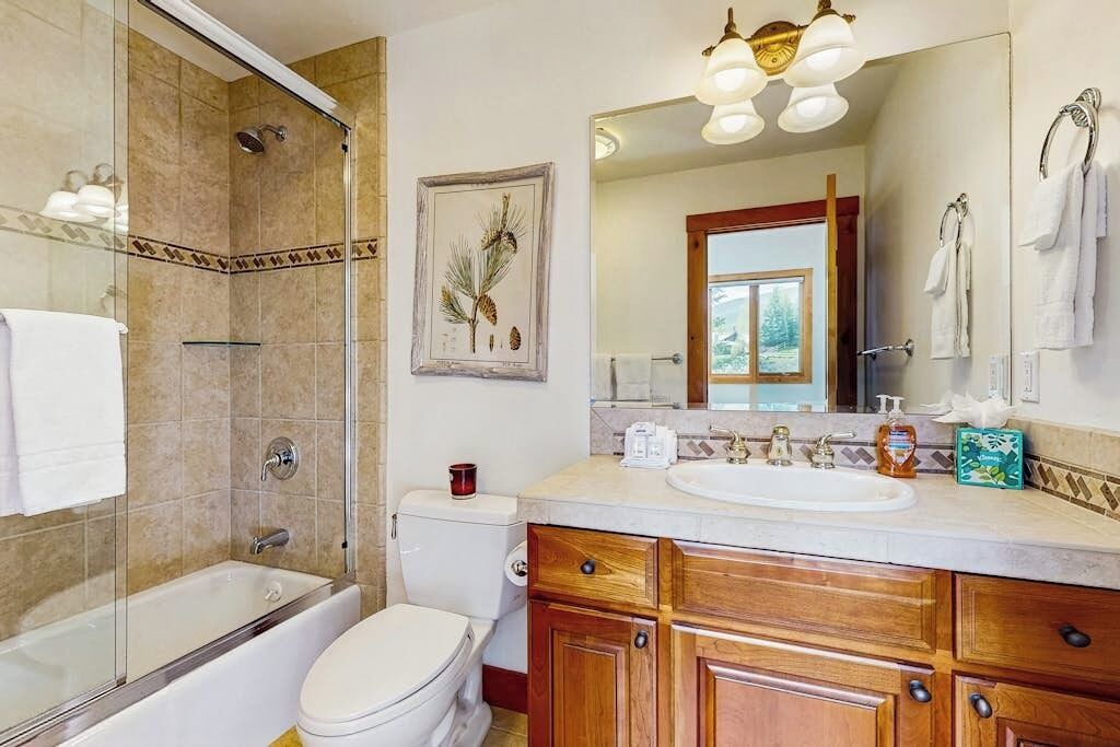 Photo of Bathroom in Elkhorn Village