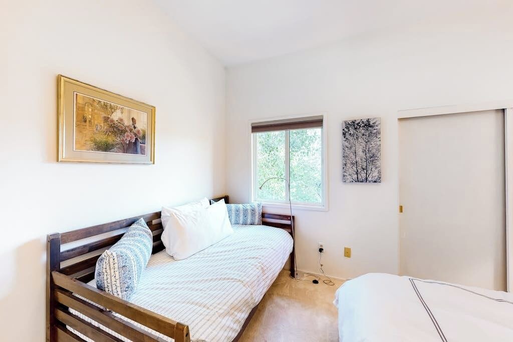 Photo of Bedroom in Elkhorn Village
