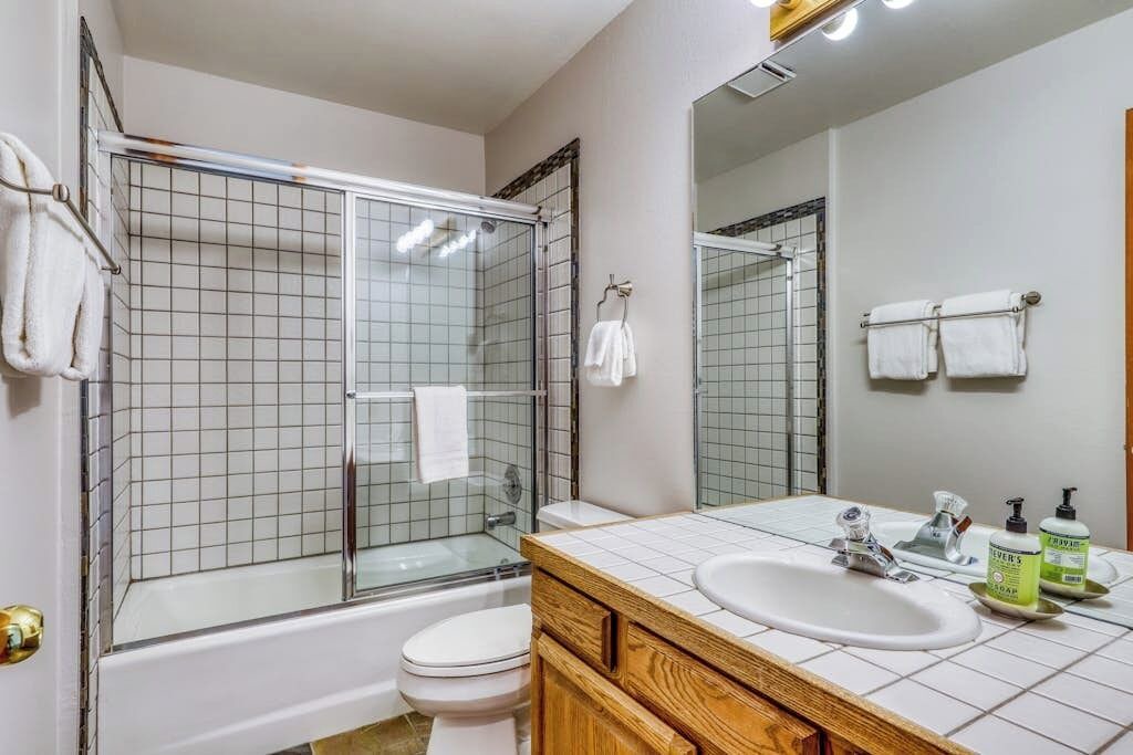 Photo of Bathroom in Warm Springs