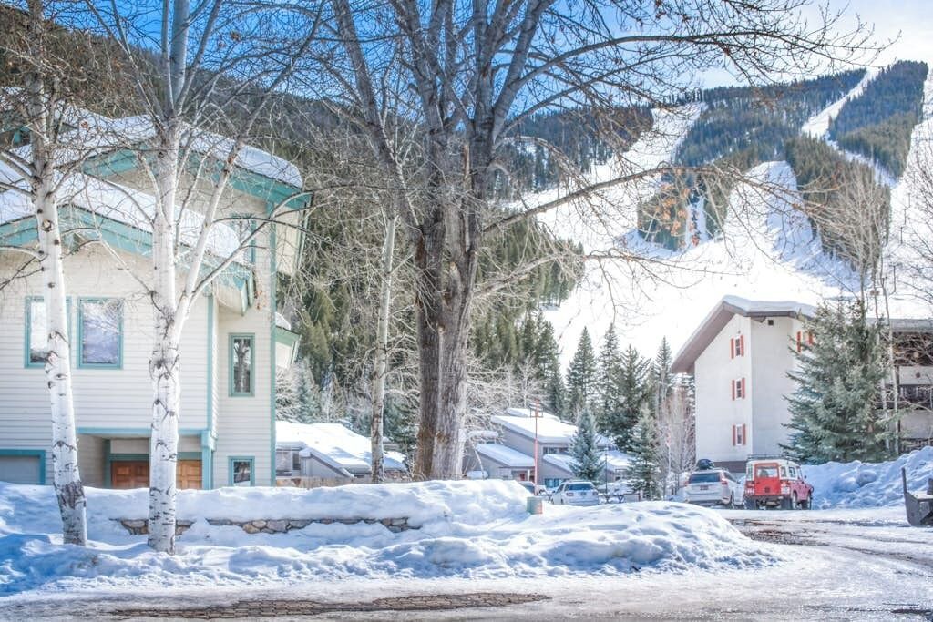 Photo of Outdoor in Warm Springs