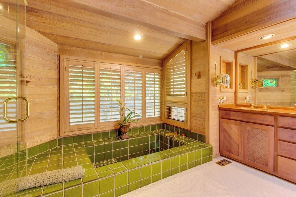 Photo of Bathroom in Warm Springs
