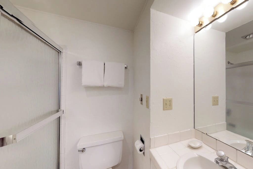 Photo of Bathroom in Warm Springs