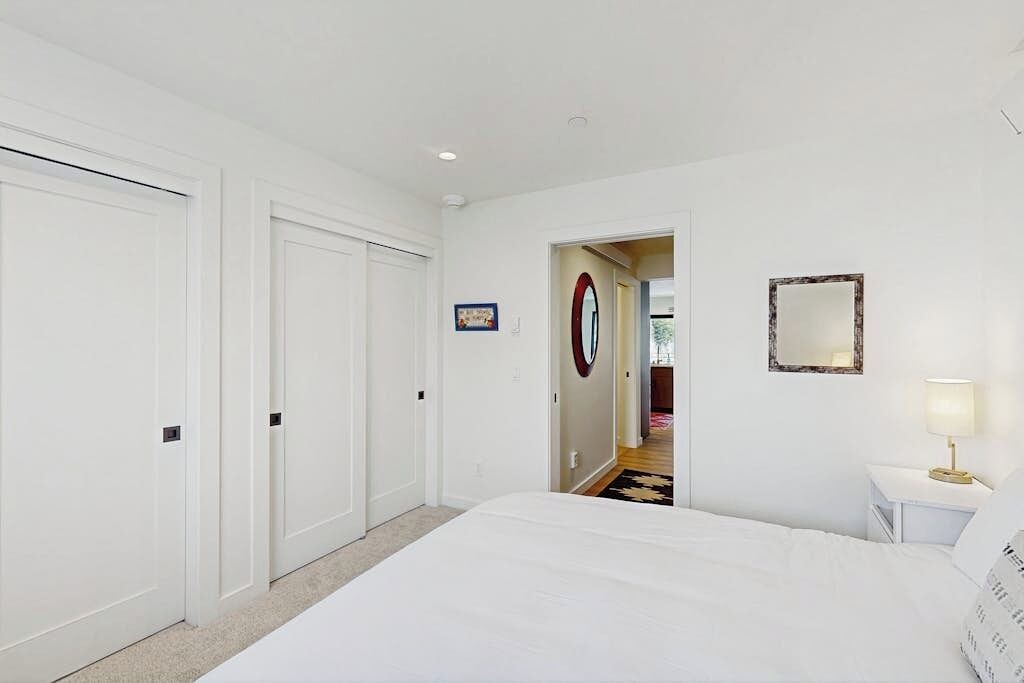 Photo of Bedroom in Warm Springs