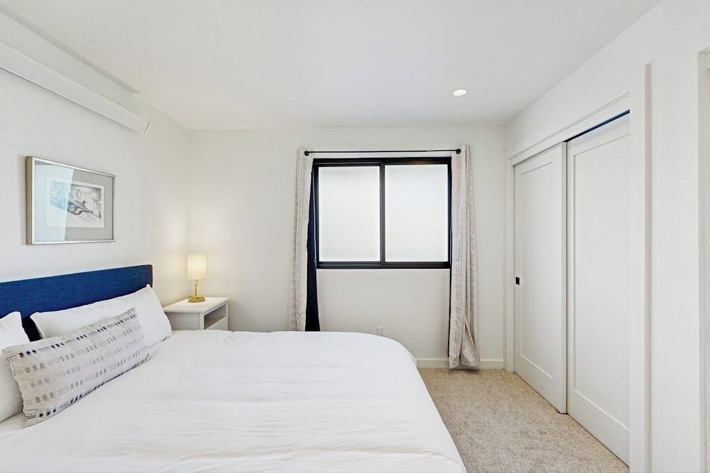 Photo of Bedroom in Warm Springs