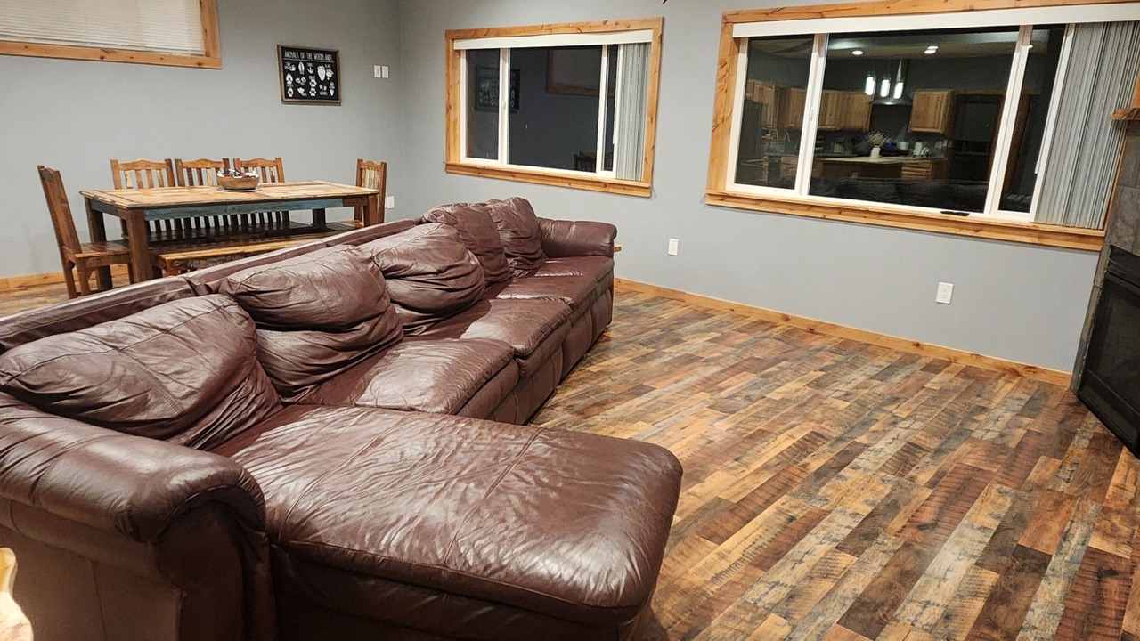 Photo of Livingroom in Loon Lake