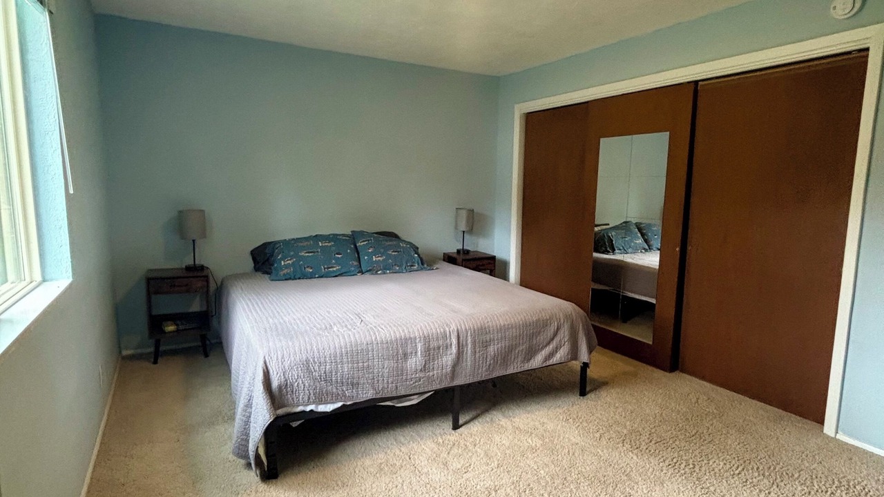 Photo of Bedroom in Palisades