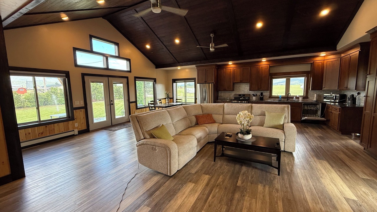 Photo of Livingroom in St. Ignatius