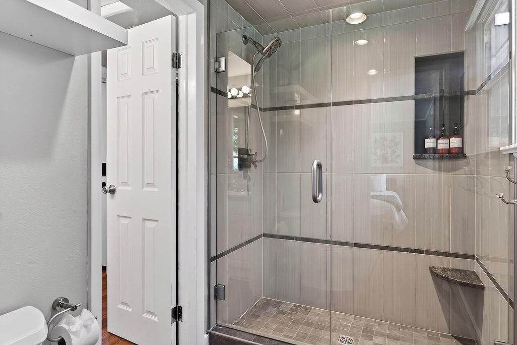Photo of Bathroom in East End