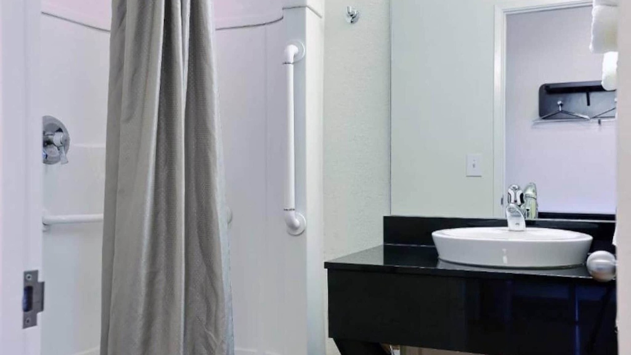 Photo of Bathroom in Idaho Falls