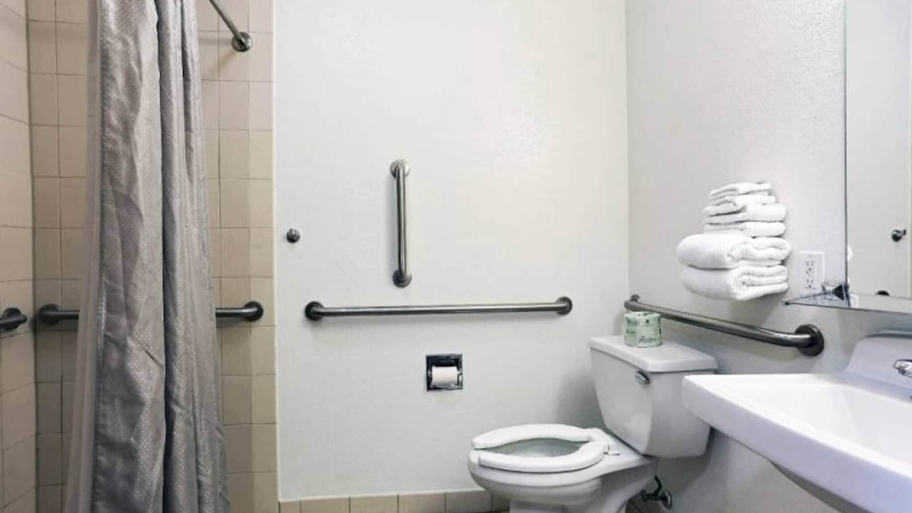 Photo of Bathroom in Idaho Falls