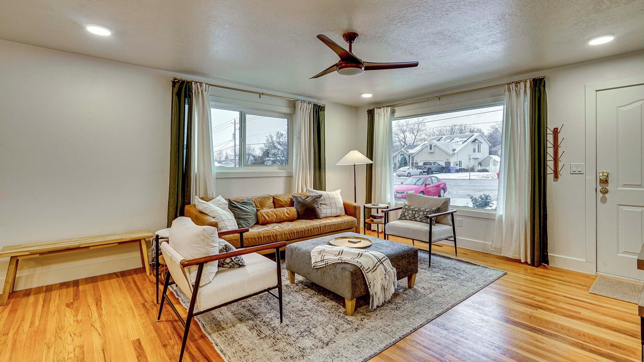 Photo of Bedroom in Pleasant View