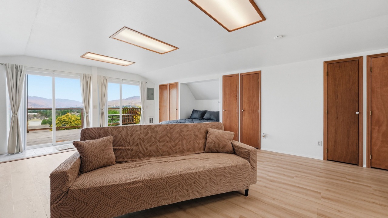 Photo of Livingroom in Wenatchee