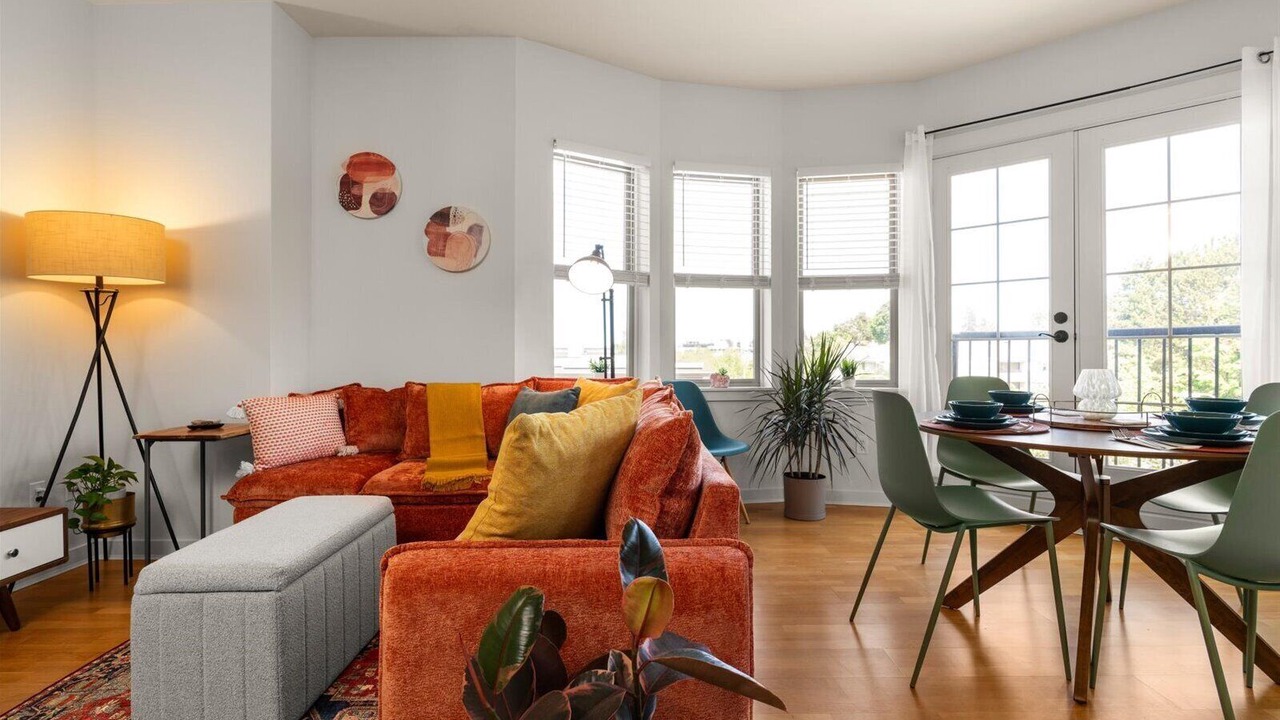 Photo of Livingroom in Queen Anne
