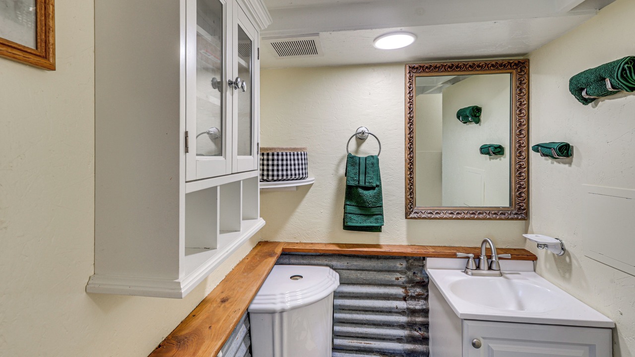 Photo of Bathroom in Grangeville