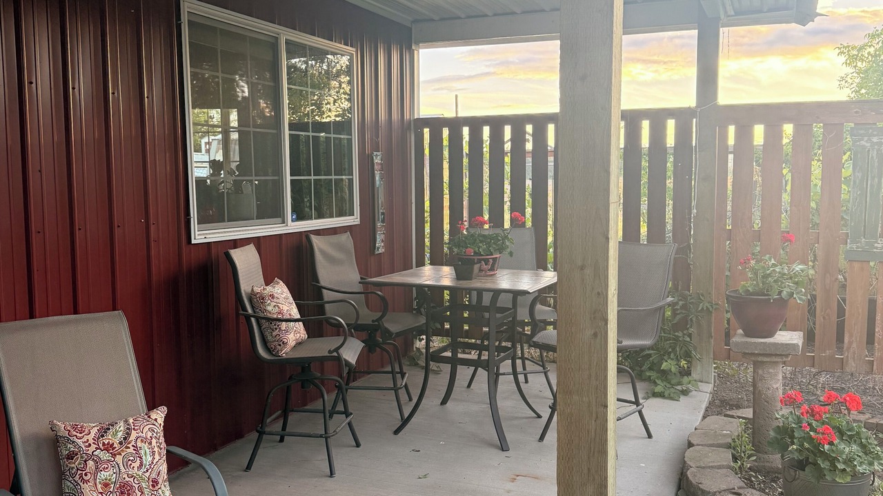 Photo of Outdoor in Colbert