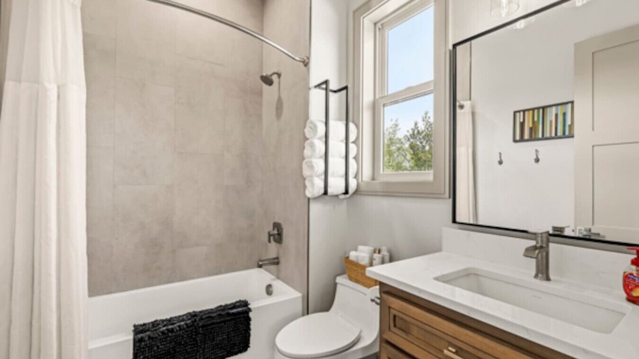 Photo of Bathroom in St. Anthony