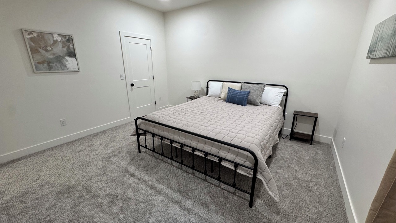 Photo of Bedroom in Pleasant Grove